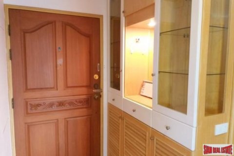 2 bedrooms Apartment in Bangkok, Thailand No. 95826 7