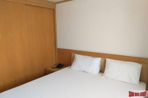 2 bedrooms Apartment in Bangkok, Thailand No. 95826 10