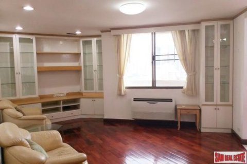 2 bedrooms Apartment in Bangkok, Thailand No. 95826 4