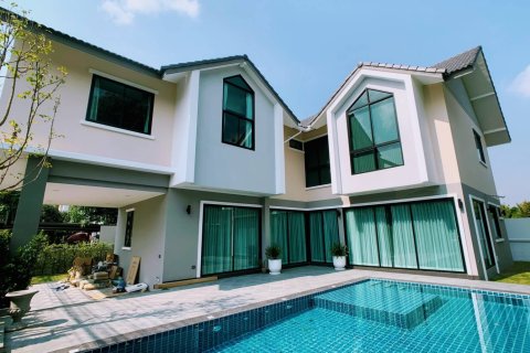 6 bedrooms House in Chiang Mai, Thailand No. 97729 1