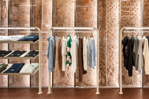 130m² Commercial property en Barcelona, Spain No. 110841