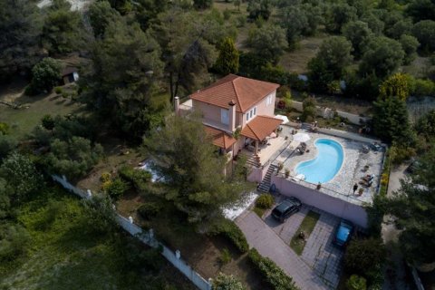 6 bedrooms Villa in Chalkidiki, Greece No. 50053 4