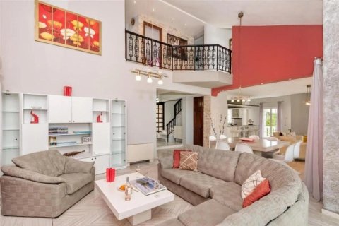 Вилла с 8 комнатами в Платаньяс, Греция №123364 10