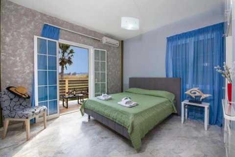 Вилла с 8 комнатами в Платаньяс, Греция №123364 30