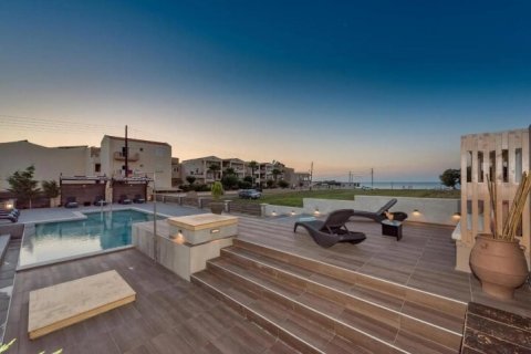 Вилла с 8 комнатами в Платаньяс, Греция №123364 8