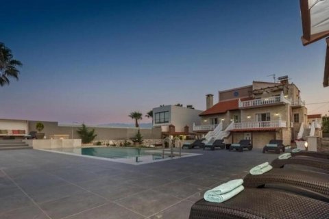 Вилла с 8 комнатами в Платаньяс, Греция №123364 9