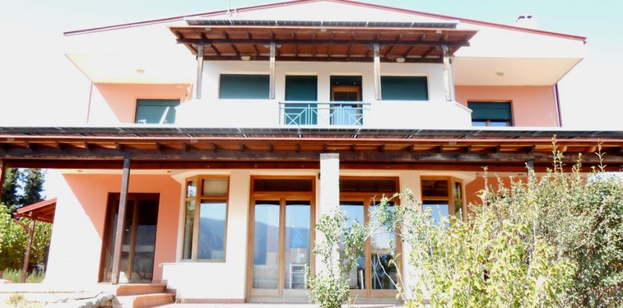 4 bedrooms House in Avlonas, Greece No. 59408