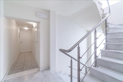 1000m² Building in Glyfada, Greece No. 56522 5