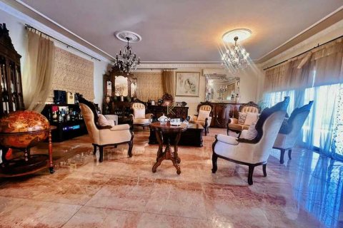6 bedrooms House in Larnaca, Cyprus No. 76264 5