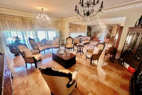 6 bedrooms House in Larnaca, Cyprus No. 76264 7