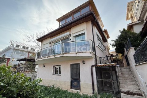 4 dormitorios Villa en Izmir, Turkey No. 120926