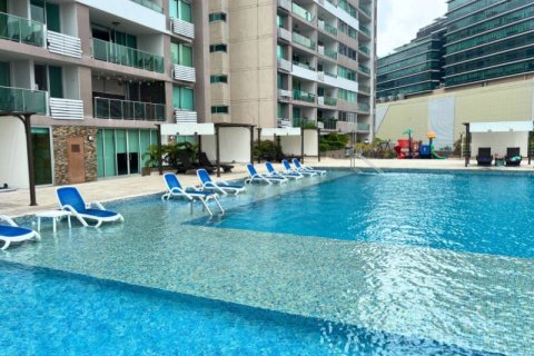 3 bedrooms Apartment in Panama City, Panama No. 109753 9