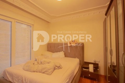 5 rooms Apartment in Thanh Khe, Vietnam No. 12181 10