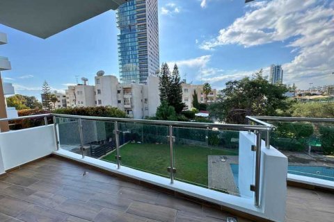 4 bedrooms Apartment in Germasogeia, Cyprus No. 79719 15