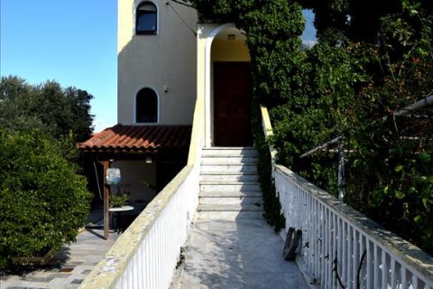 530m² Edificio en Marathon, Greece No. 58984 9