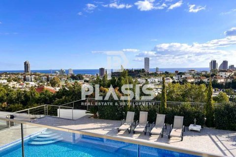 Вилла с 7 спальнями в Мутайяка, Кипр №101713 1