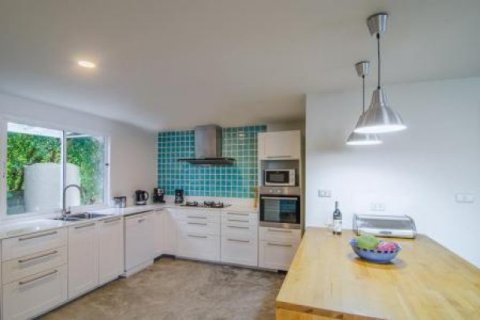 3 bedrooms Townhouse in Ko Lanta Yai, Thailand No. 96899 11