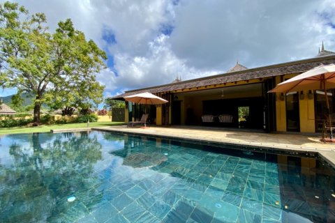 4 bedrooms Villa in Tamarin, Mauritius No. 60914 1