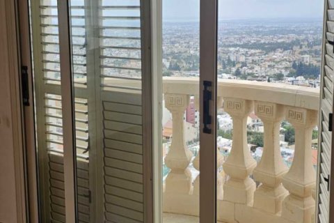 6 bedrooms House in Limassol, Cyprus No. 100794 2