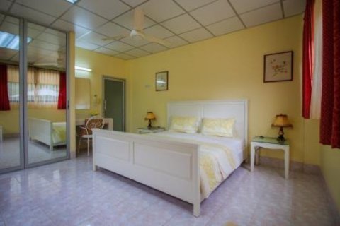 5 bedrooms Villa in Hua Hin, Thailand No. 95863 9