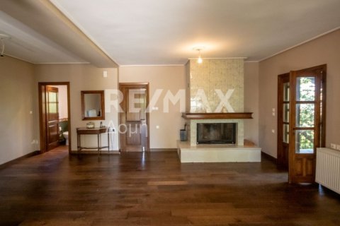 Дом с 7 спальнями в Муреси, Греция №75945 9