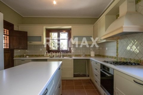 Дом с 7 спальнями в Муреси, Греция №75945 12