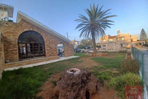 Вилла с 3 спальнями в Пила, Кипр №40037 4