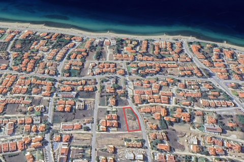 742m² Land en Chalkidiki, Greece No. 107642 1