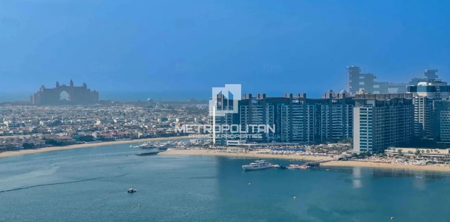 Квартира с 2 спальнями в EMAAR Beachfront, ОАЭ №118342