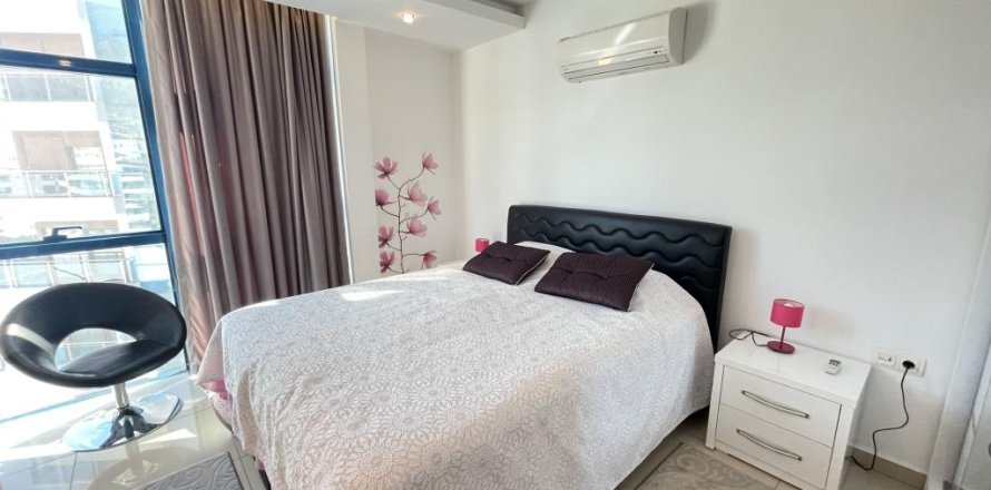 3 rooms Appartement à Cikcilli, Turkey No. 17717