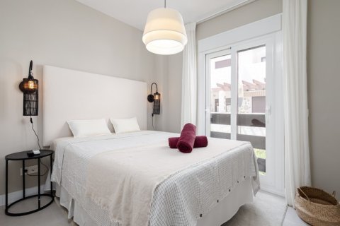 3 bedrooms Apartment in Thuan Nam, Vietnam No. 92360 8