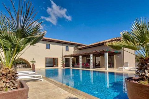 5 chambres House à Paphos, Cyprus No. 71018 1