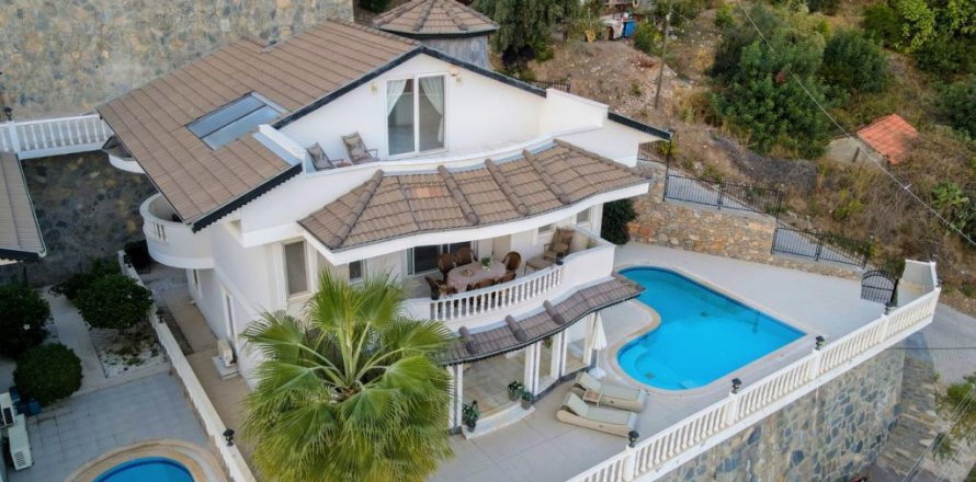 5 rooms Villa in Alanya, Turkey No. 21162