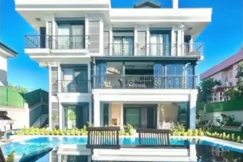 10 chambres Villa à Istanbul, Turkey No. 114710