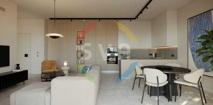 3 bedrooms Apartment in Limassol, Cyprus No. 82132