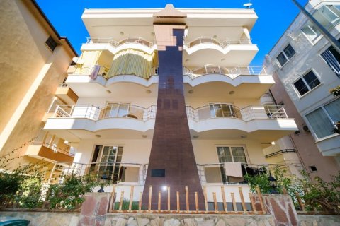 4 rooms Apartment in Alanya, Turkey No. 22331