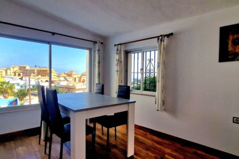 4 bedrooms Villa in Long Hoa, Vietnam No. 83873 15