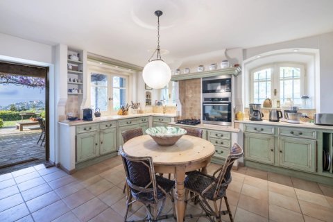 Вилла с 10 спальнями в Мужен, Франция №99306 10