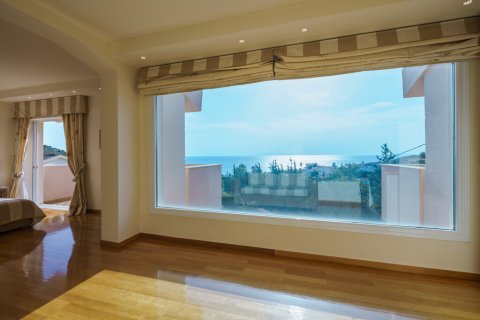 6 bedrooms Villa in Palaia Fokaia, Greece No. 108382 3