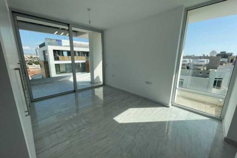 3 dormitorios Apartment en Germasogeia, Cyprus No. 43642 3