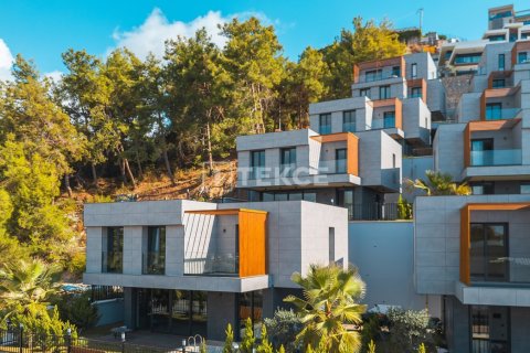 5 bedrooms Villa in Chau Lang, Vietnam No. 11653 13