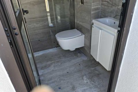 3 bedrooms Penthouse in Limassol, Cyprus No. 81803 16