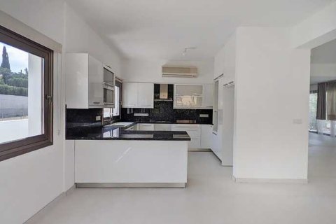 5 bedrooms House in Aglantzia, Cyprus No. 63500 4