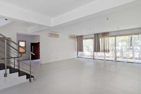 5 bedrooms House in Aglantzia, Cyprus No. 63500 3