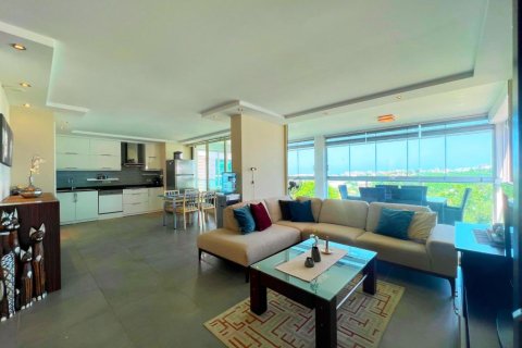 5 rooms Apartment in Kargicak, Turkey No. 92592