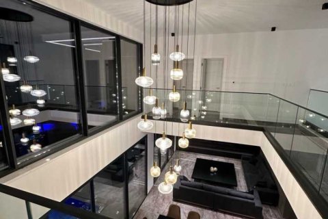 5 bedrooms House in Pernera, Cyprus No. 31484 3