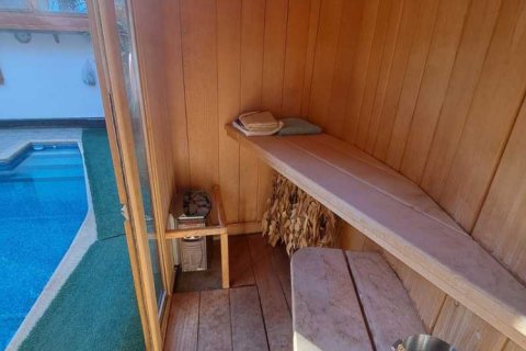 Дом с 4 спальнями в Лимассол, Кипр №75689 9