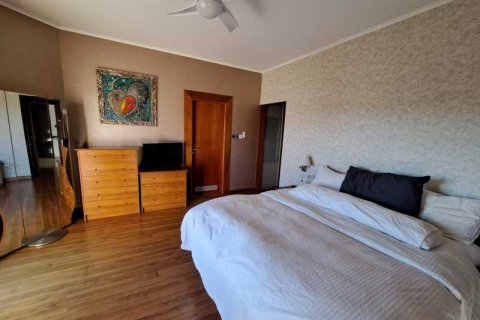 Дом с 4 спальнями в Лимассол, Кипр №75689 7