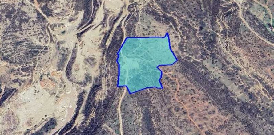 Commercial property in Kato Polemidia, Cyprus No. 64345