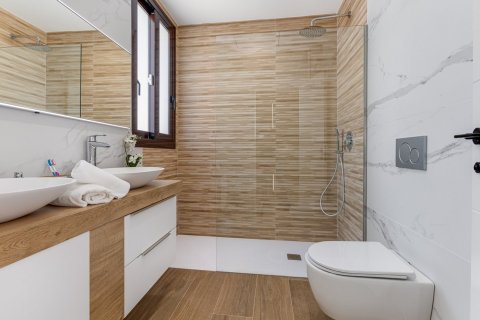 4 bedrooms Apartment in Long Dinh, Vietnam No. 84882 20